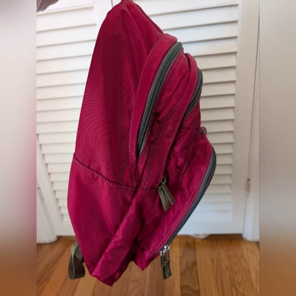 L.L. Bean Red Multi Compartment Backpack - Picture 9 of 10